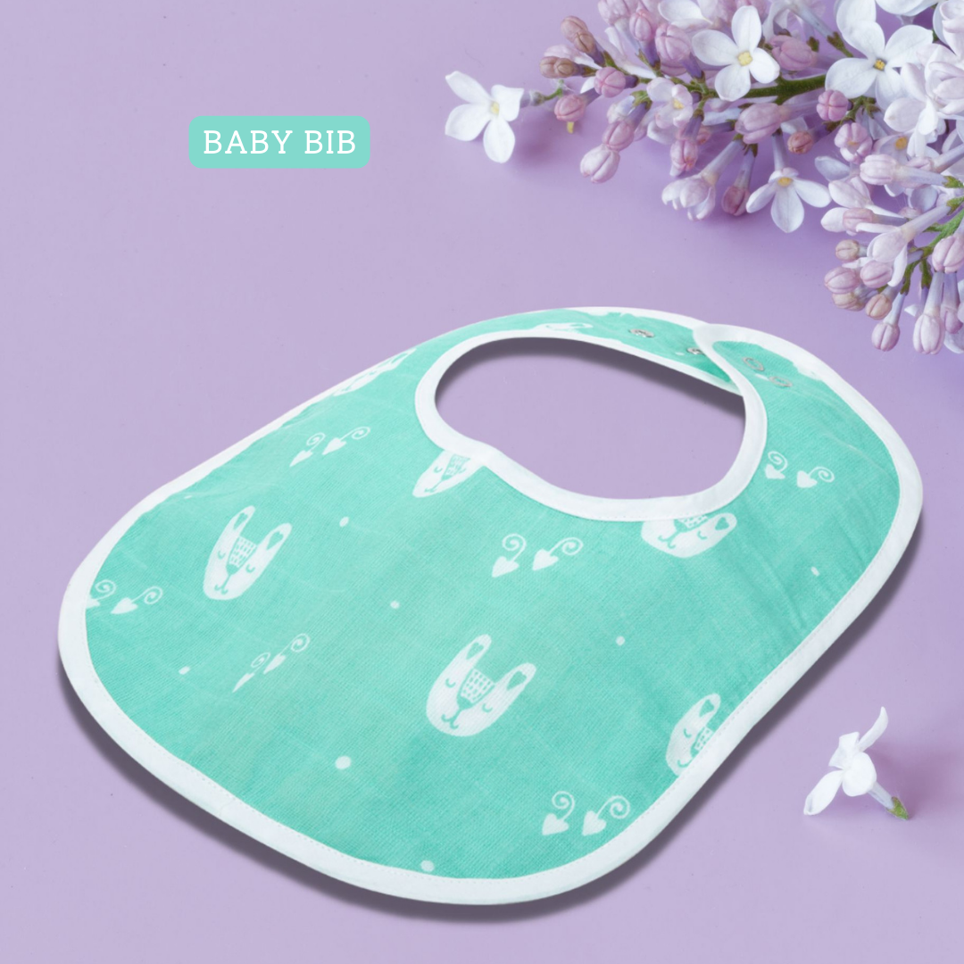 Baby Feeding Essentials : Bibs and Burp Clothes